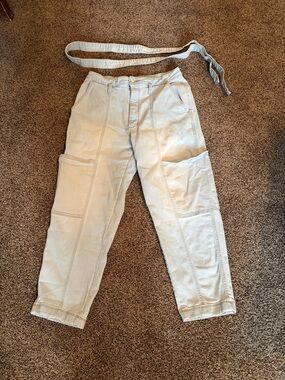 Universal Thread Light Blue denim Cargo jeans with matching belt